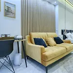 Rino Luxury Room
