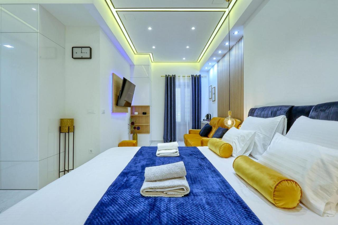 Rino Luxury
